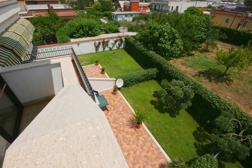 Della Piana Residence Aprilia Dış mekan fotoğraf