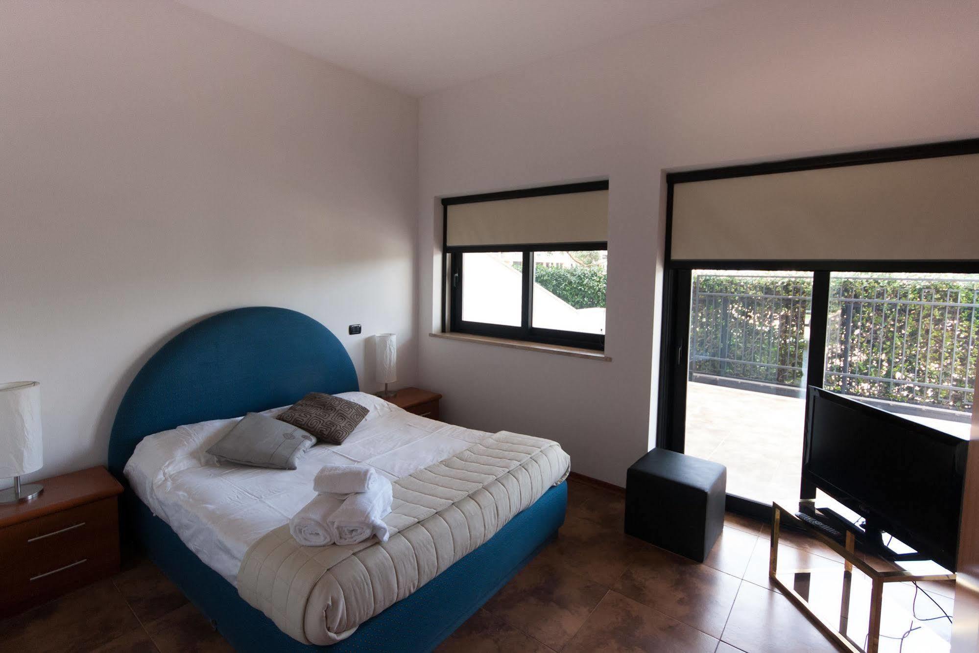 Della Piana Residence Aprilia Dış mekan fotoğraf