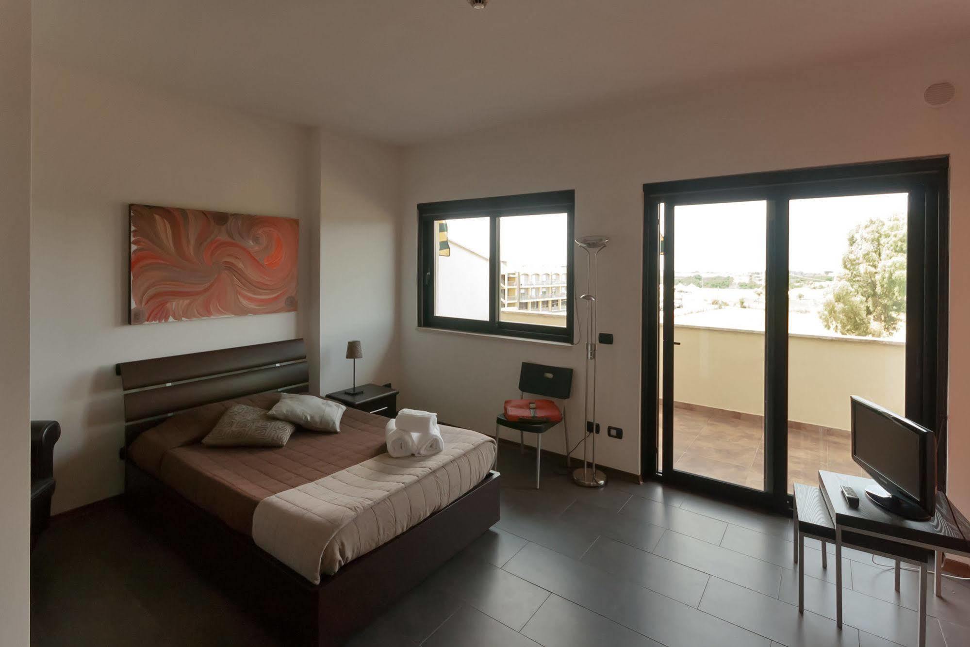 Della Piana Residence Aprilia Dış mekan fotoğraf