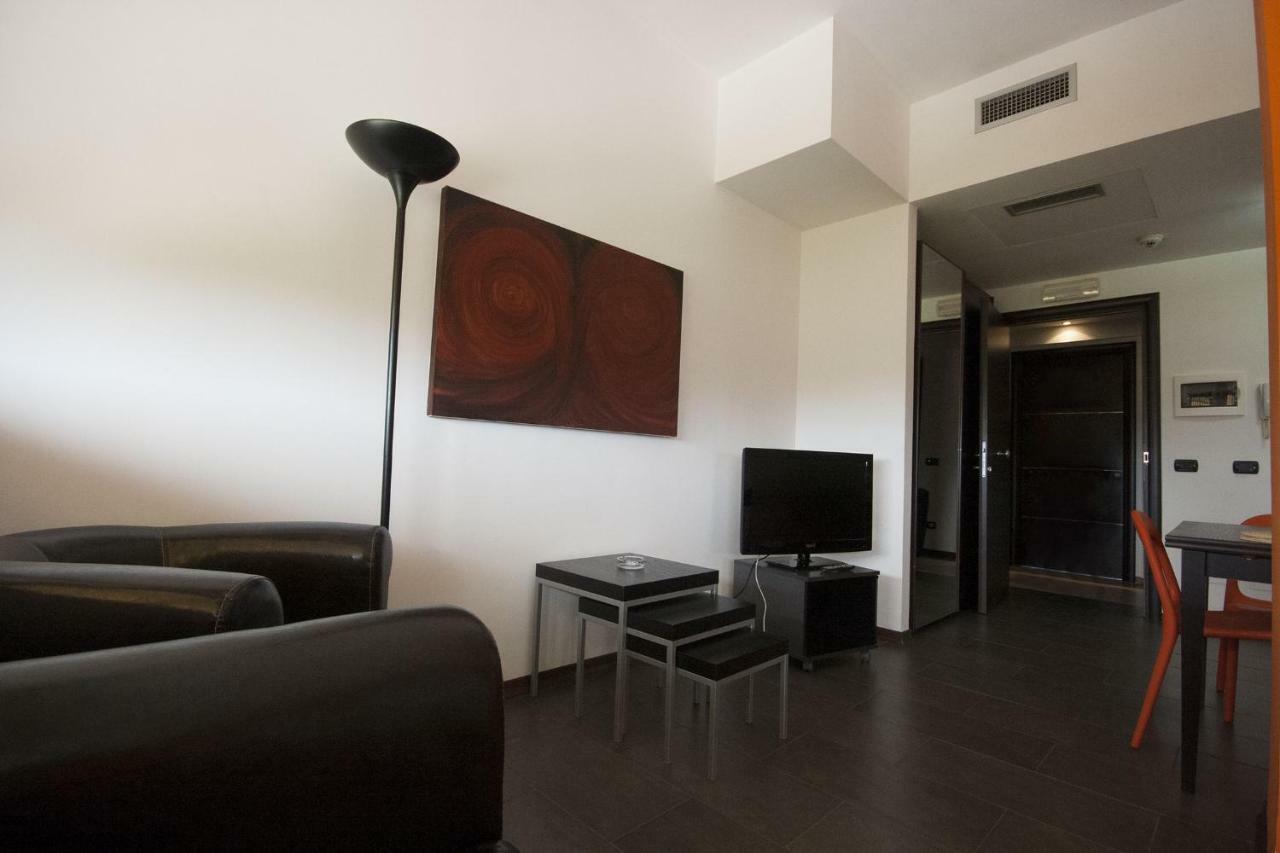 Della Piana Residence Aprilia Dış mekan fotoğraf